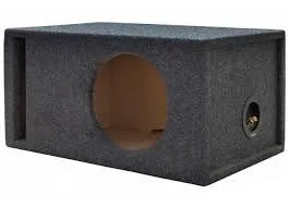 Ящик под сабвуфер 15" люкс щель бок Р 60L - фото